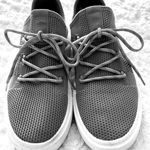 J Slides NYC Women’s Sneakers US 7.5 Gray Mesh Lace up Heel Logo Comfort Insole